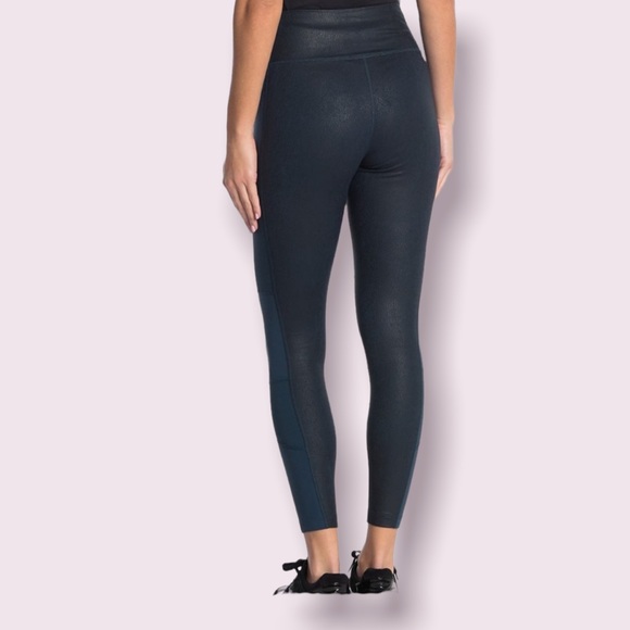 New Balance Determination Solid Tights - Picture 2 of 4